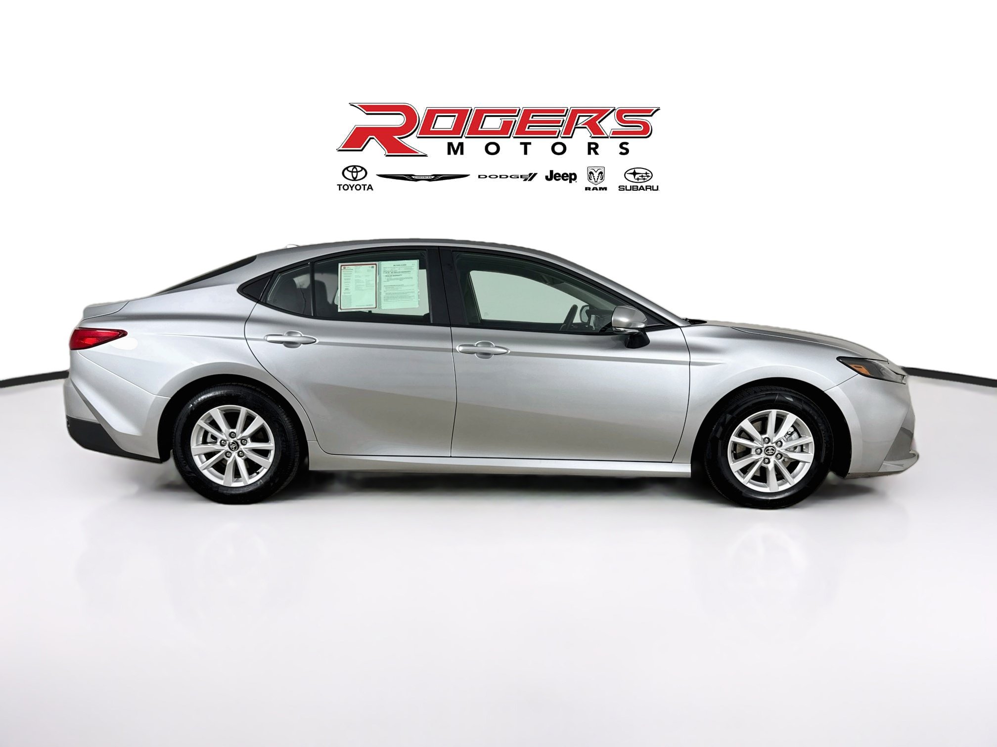 Certified 2025 Toyota Camry LE FWD image 14