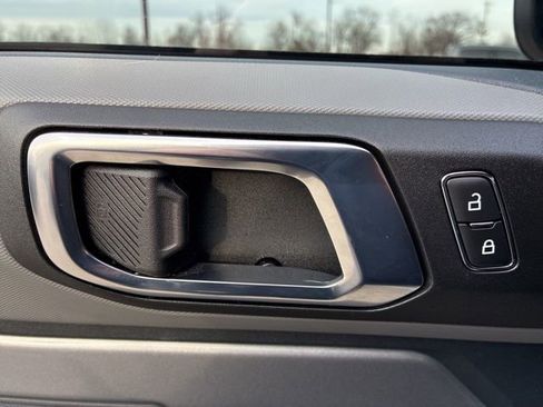 Used 2024 Ford Bronco Big Bend image 17