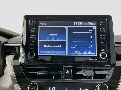 Used 2022 Toyota Corolla LE FWD image 23