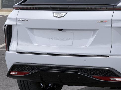 New 2026 Cadillac Lyriq V image 14