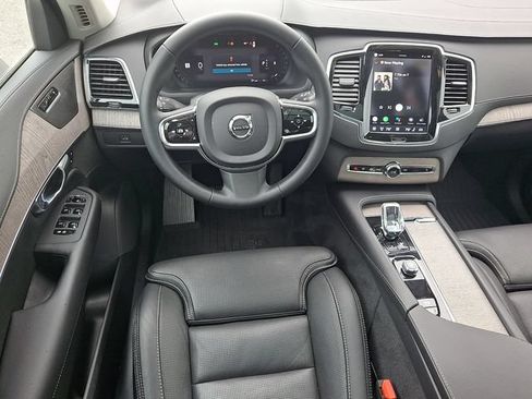 Used 2023 Volvo XC90 B6 Ultimate w/ Protection Package Premier AWD/4WD image 11