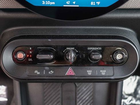 Used 2025 MINI Cooper 2-Door Hardtop image 20