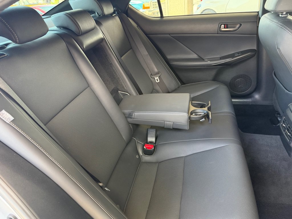 Used 2024 Lexus IS 300 w/ Premium Package RWD image 33