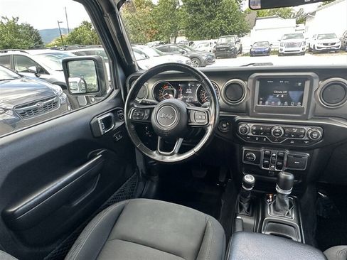 Used 2021 Jeep Gladiator Sport AWD/4WD image 39
