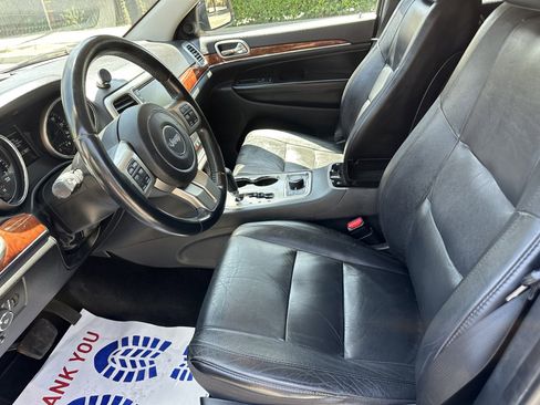 Used 2013 Jeep Grand Cherokee Limited image 11