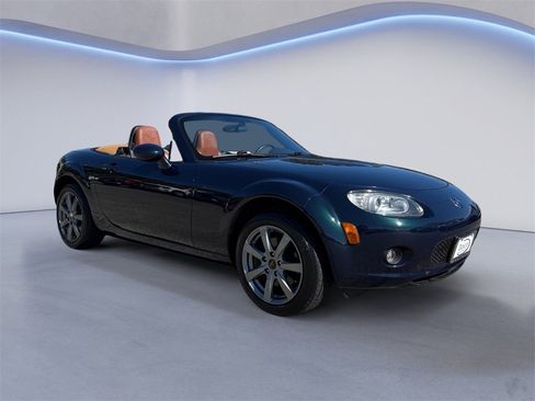 Used 2007 MAZDA MX-5 Miata Grand Touring w/ Premium Pkg image 1
