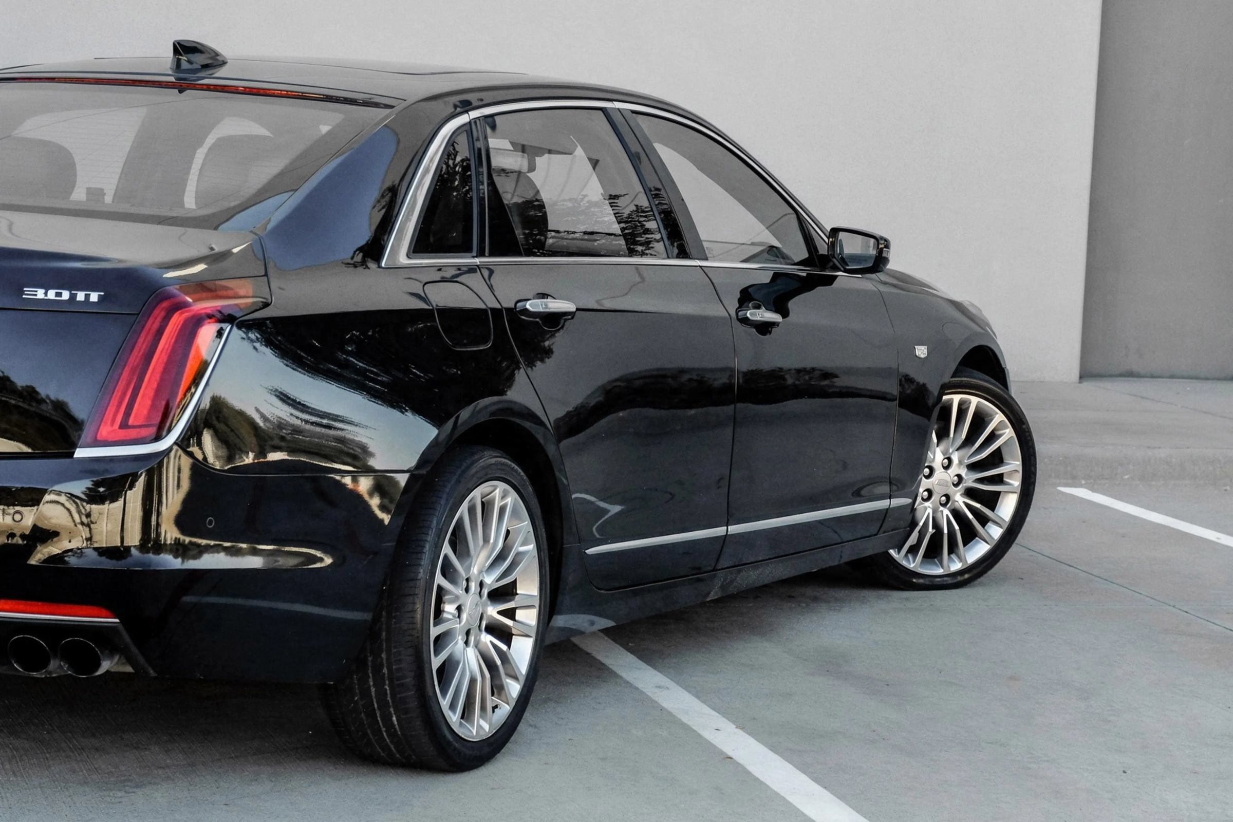 Used 2018 Cadillac CT6 Premium Luxury w/ Super Cruise Package AWD/4WD image 14