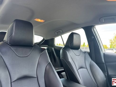 Used 2021 Toyota Prius Prime XLE FWD image 19