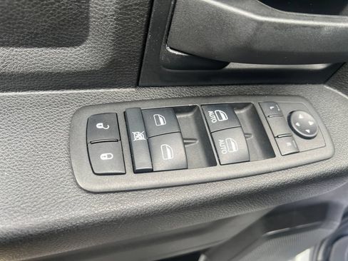 Used 2022 RAM 2500 Tradesman AWD/4WD image 12