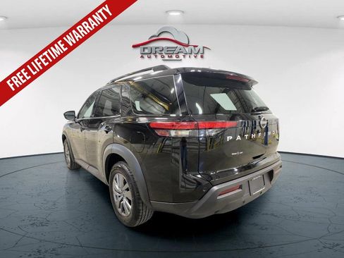Used 2025 Nissan Pathfinder SV FWD image 6