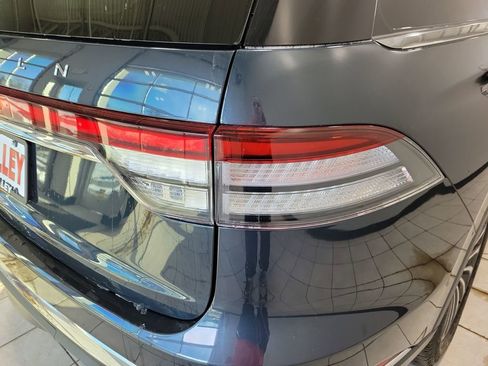 Used 2024 Lincoln Aviator Reserve w/ Elements Package Plus image 12