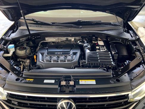 Used 2023 Volkswagen Tiguan SE R-Line FWD image 32