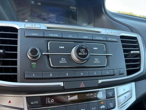 Used 2014 Honda Accord LX image 19