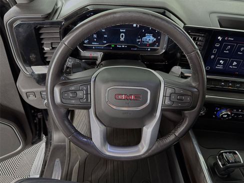 Used 2023 GMC Sierra 1500 SLT w/ SLT Premium Package AWD/4WD image 3