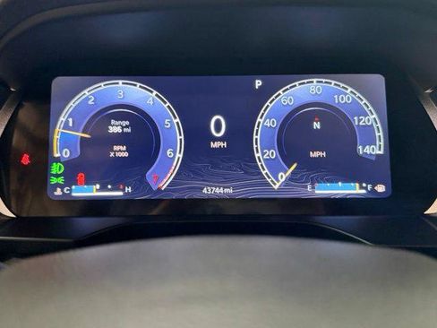 Certified 2023 Jeep Grand Cherokee Limited w/ Black Appearance Package AWD/4WD image 25