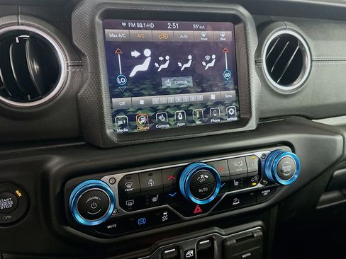 Used 2023 Jeep Wrangler Sahara w/ Cold Weather Group image 24