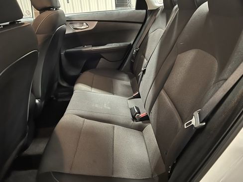 Used 2024 Kia Forte LXS image 17