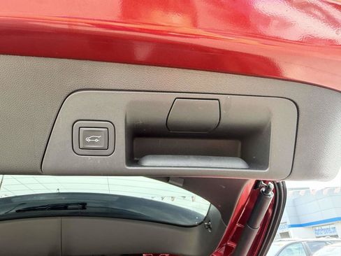 Certified 2023 Buick Envision Essence AWD/4WD image 7