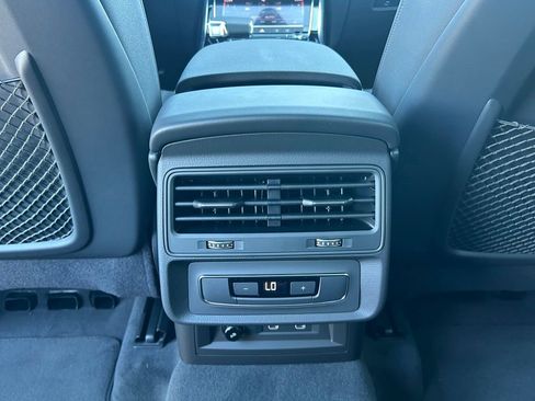 New 2025 Audi Q8 Premium image 70