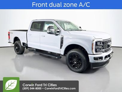 New 2026 Ford F250 Lariat w/ Black Appearance Package