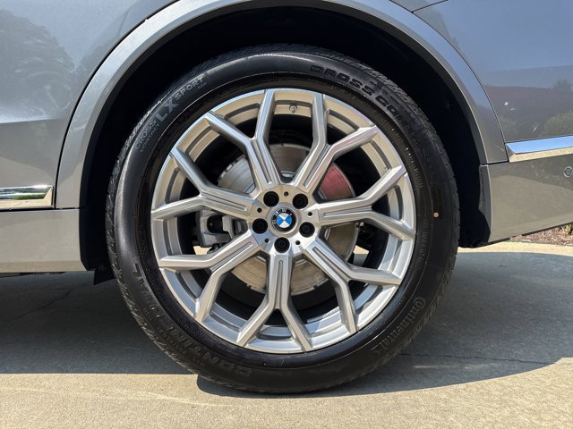 Certified 2026 BMW X7 xDrive40i w/ Premium Package AWD/4WD image 32