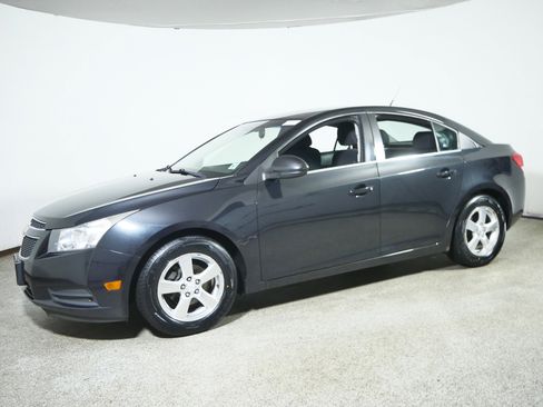 Used 2012 Chevrolet Cruze LT image 3