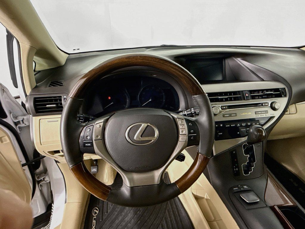 Used 2013 Lexus RX 350 AWD w/ Navigation Pkg image 12