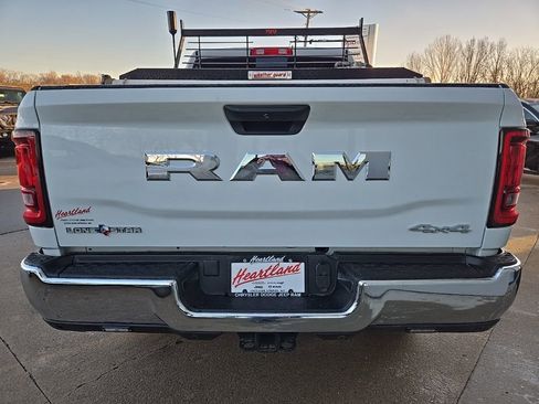 Used 2025 RAM 2500 Lone Star AWD/4WD image 9