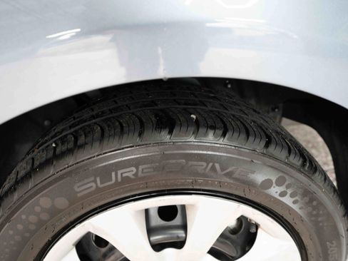 Used 2023 Toyota Corolla LE image 29