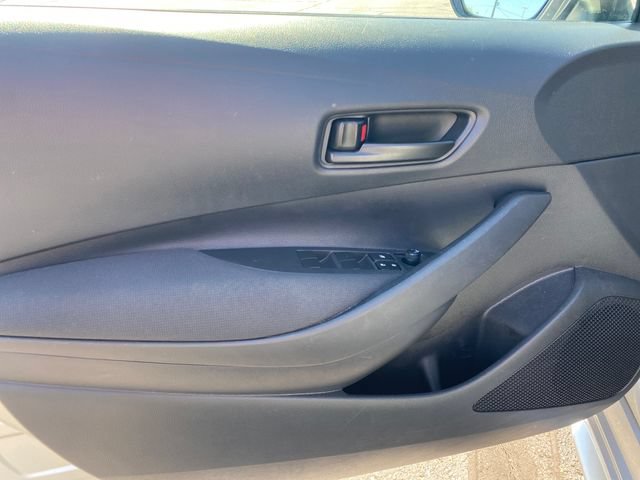 Used 2025 Toyota Corolla LE FWD image 15