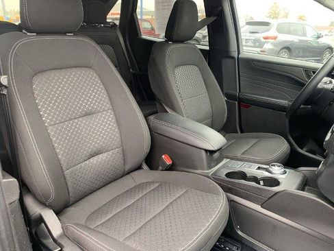 Certified 2023 Ford Escape Active AWD/4WD image 23