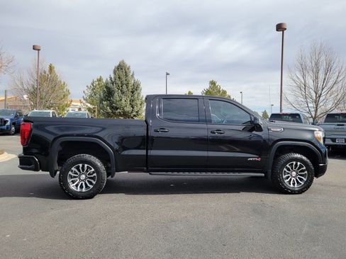 Used 2021 GMC Sierra 1500 AT4 image 2