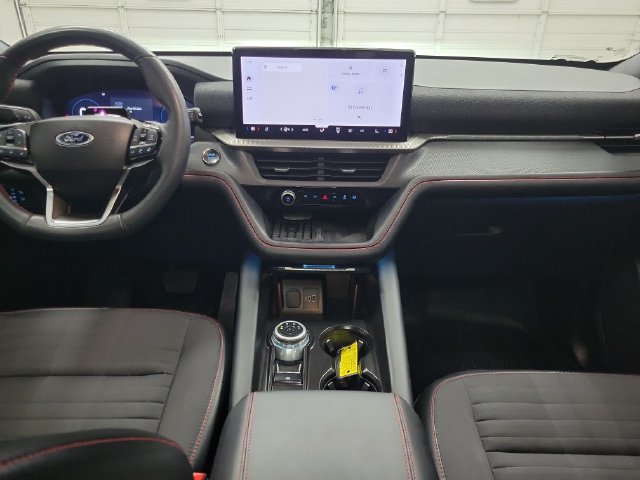 Used 2025 Ford Explorer ST-Line w/ Premium Package AWD/4WD image 15