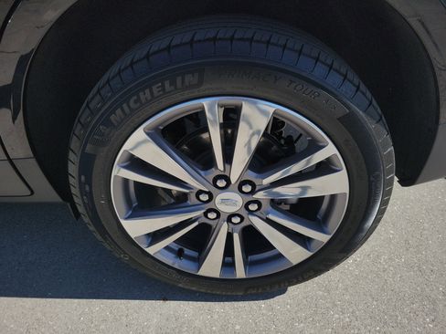 Certified 2025 Cadillac XT5 Premium Luxury image 34