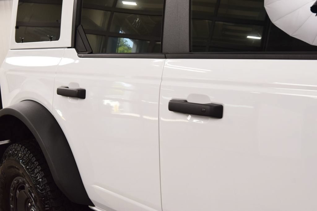Used 2025 Ford Bronco Badlands AWD/4WD image 15