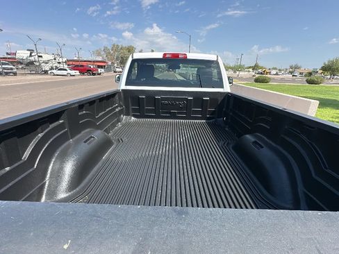 Used 2018 RAM 2500 Tradesman w/ Chrome Appearance Group RWD image 4