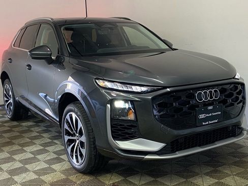 New 2026 Audi Q3 quattro 2.0T AWD/4WD image 1