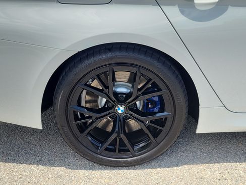 Used 2023 BMW 540i w/ M Sport Package RWD image 9