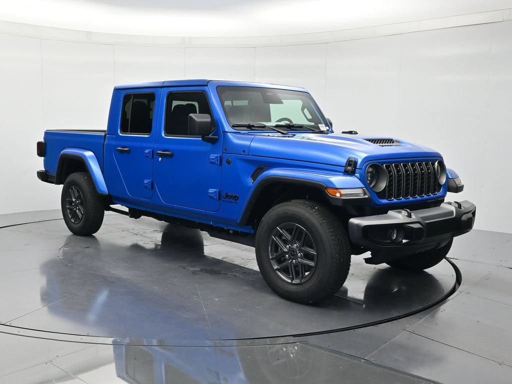 New 2026 Jeep Gladiator Sport AWD/4WD image 3