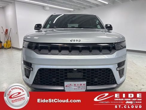 New 2026 Jeep Grand Wagoneer L Limited image 2