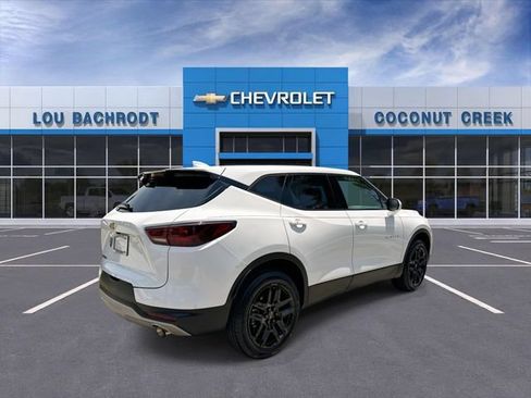 Used 2023 Chevrolet Blazer LT w/ Driver Confidence Package FWD image 8