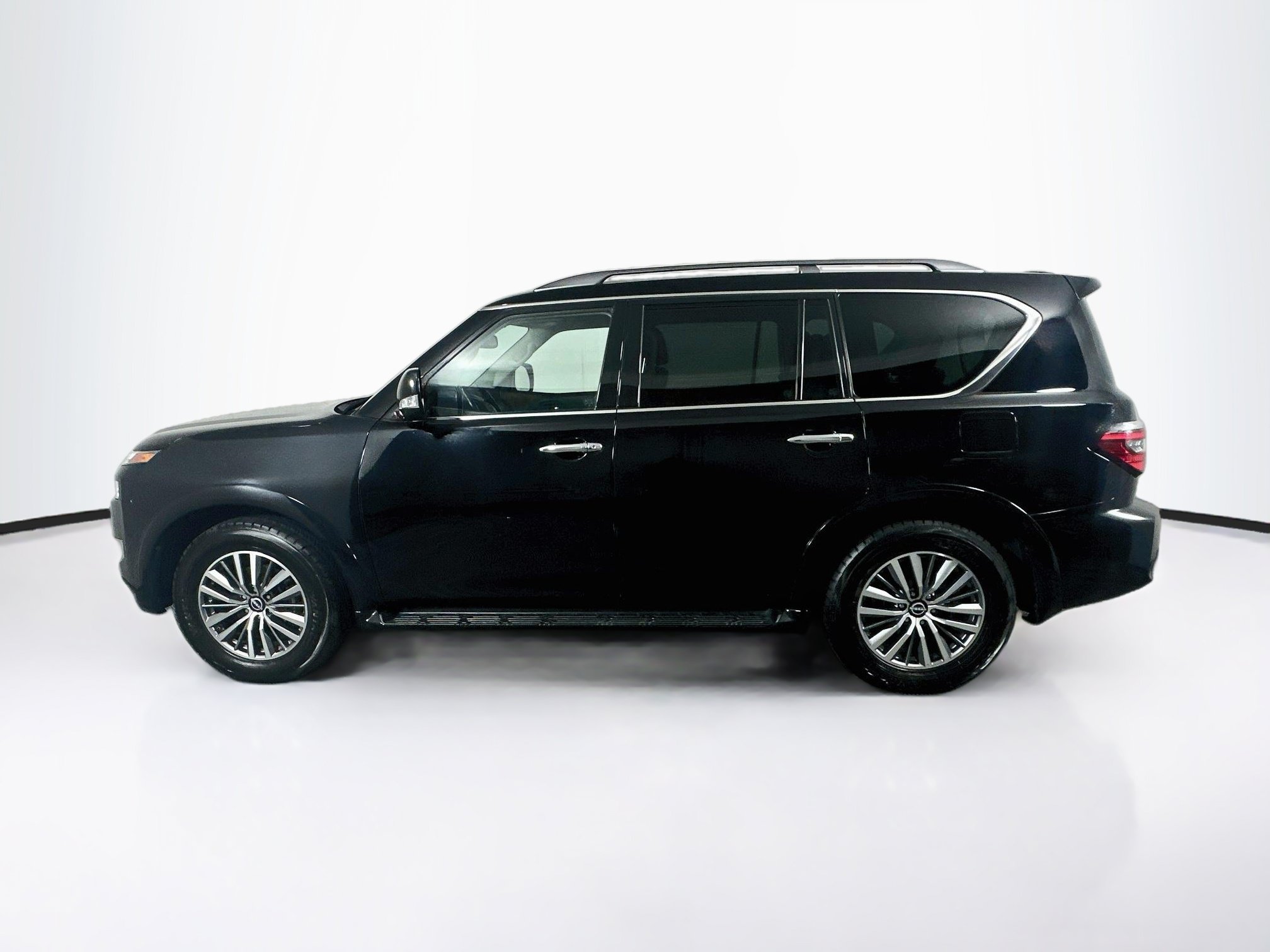 Used 2023 Nissan Armada SL RWD image 4