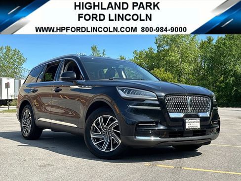 Used 2023 Lincoln Aviator AWD image 1