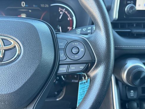 Used 2024 Toyota RAV4 LE image 29