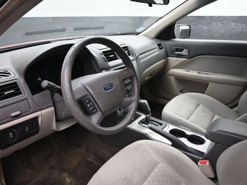 Used 2010 Ford Fusion S image 16