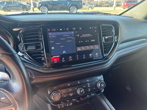 Used 2023 Dodge Durango GT image 18