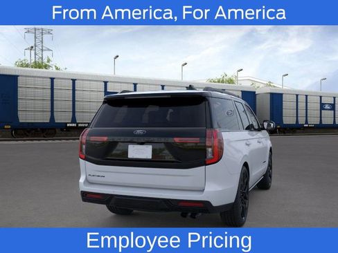 New 2026 Ford Expedition Platinum w/ Stealth Performance Package AWD/4WD image 8