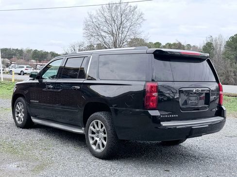 Used 2015 Chevrolet Suburban LTZ image 3