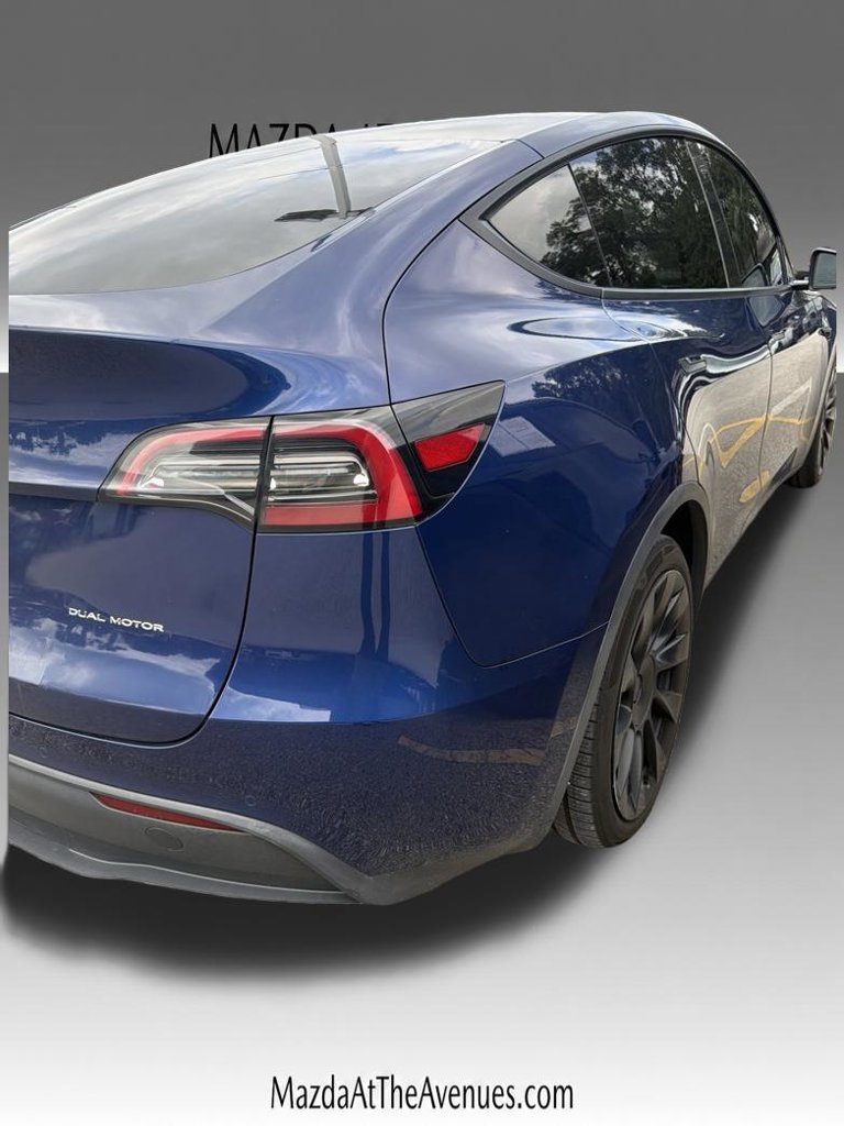Used 2021 Tesla Model Y Long Range AWD/4WD image 14