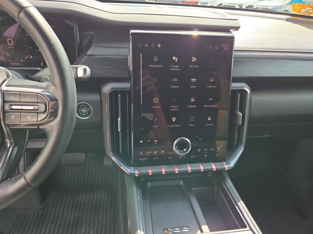 Certified 2024 GMC Acadia AT4 w/ Luxury Package AWD/4WD image 17